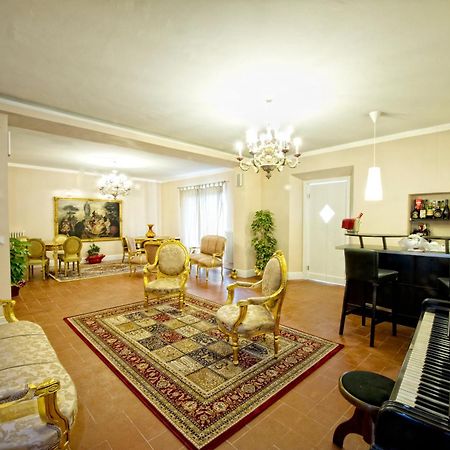 Boutique Hotel L'Imperatrice Foiano Della Chiana Buitenkant foto